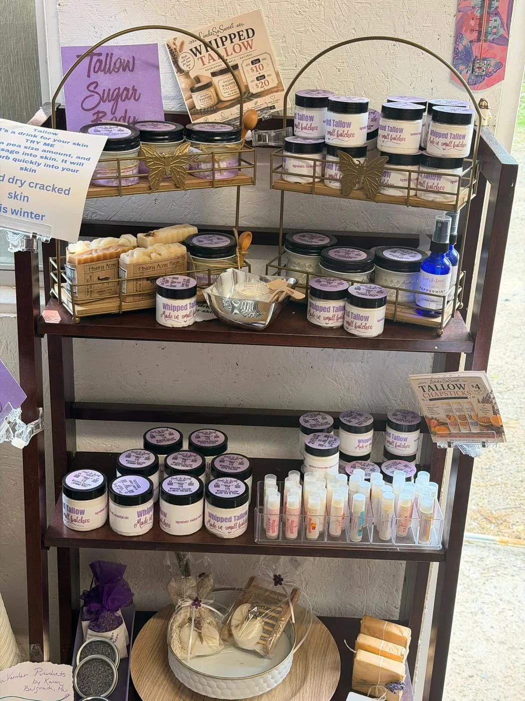 Small to batch tallow body products and gifts from LindzSoSweet in Augusta, Maine.
